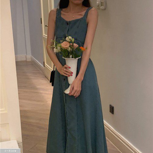 멘토스 데님 맥시 민소매 버튼 롱원피스 1col 봄 여름 스퀘어 스모크 밴딩 제이플로우