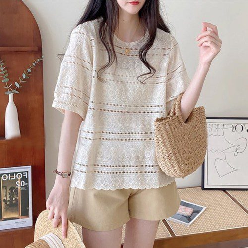 펀칭 기본 자수 블라우스