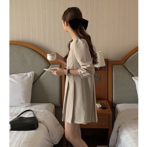 오버무드 여성 봄신상 퍼프 러블리 핀턱 플리츠 a라인 하객룩 미니 원피스 3color