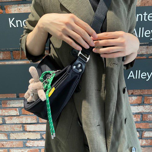 반달 여행용 크로스백 나일론 도난방지 유럽여행가방 핸드폰 가벼운 크로와상 슬링백 해외 미니